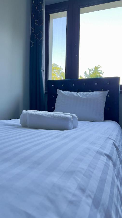 Aparthotel w Dolinie Stawów Zator Las Exterior foto