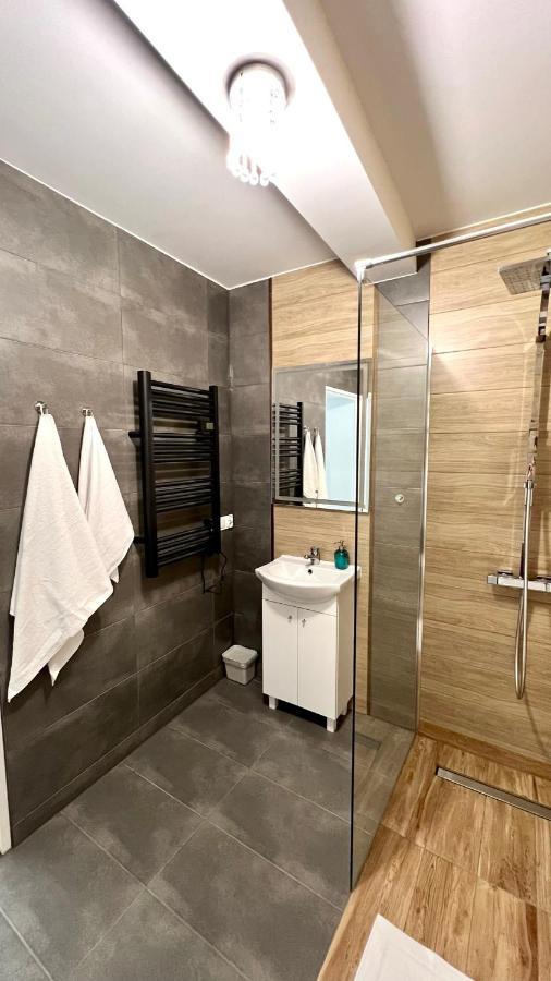 Aparthotel w Dolinie Stawów Zator Las Exterior foto