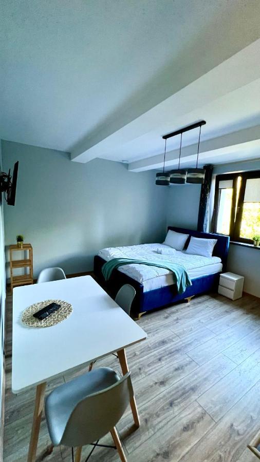 Aparthotel w Dolinie Stawów Zator Las Exterior foto