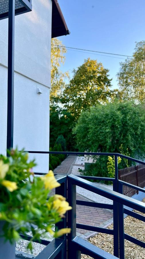 Aparthotel w Dolinie Stawów Zator Las Exterior foto