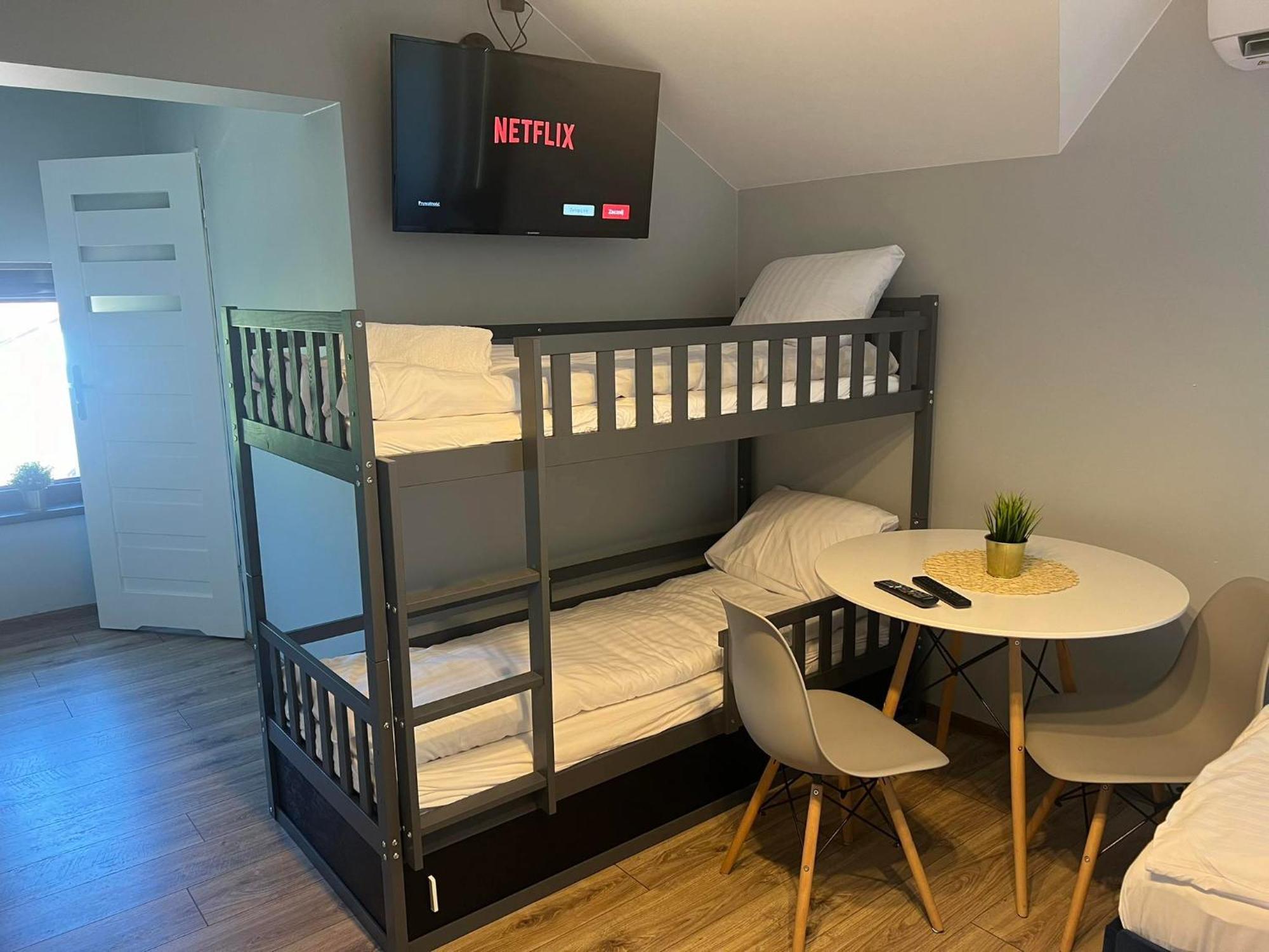 Aparthotel w Dolinie Stawów Zator Las Habitación foto